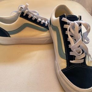Vans Sneakers